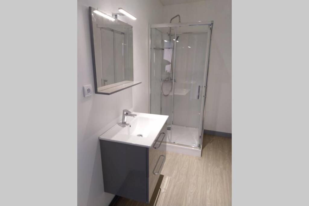 Maison De 2 A 8 Personnes 5 Chambres Portbail Luaran gambar
