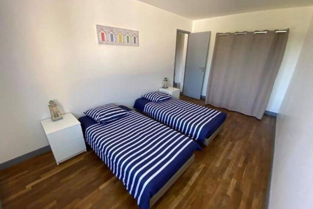 Maison De 2 A 8 Personnes 5 Chambres Portbail Luaran gambar